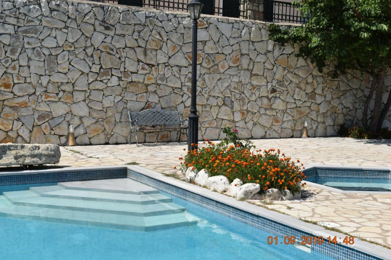 Estate Dafnopanagia Villa Magda Asprogerakata Buitenkant foto
